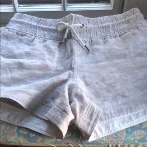 Athlete shorts size 4